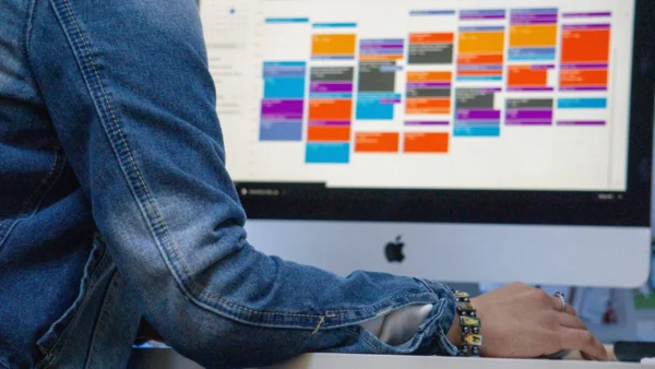 Planning visuel de création de contenu pour coachs en manque de temps – Studio Cédille
